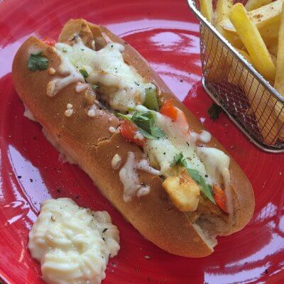 Chicken Philly Cheesesteak Sandwich - Serviervorschlag
